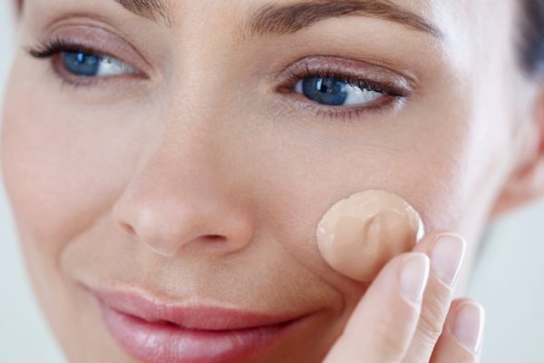 Foundation for dry skin types